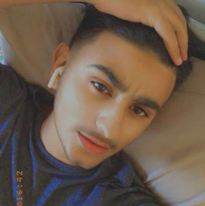 Meet your Posher, Fayez